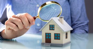 Immobilienbewertung: Wie wird der Haus- oder Wohnungswert ermittelt?